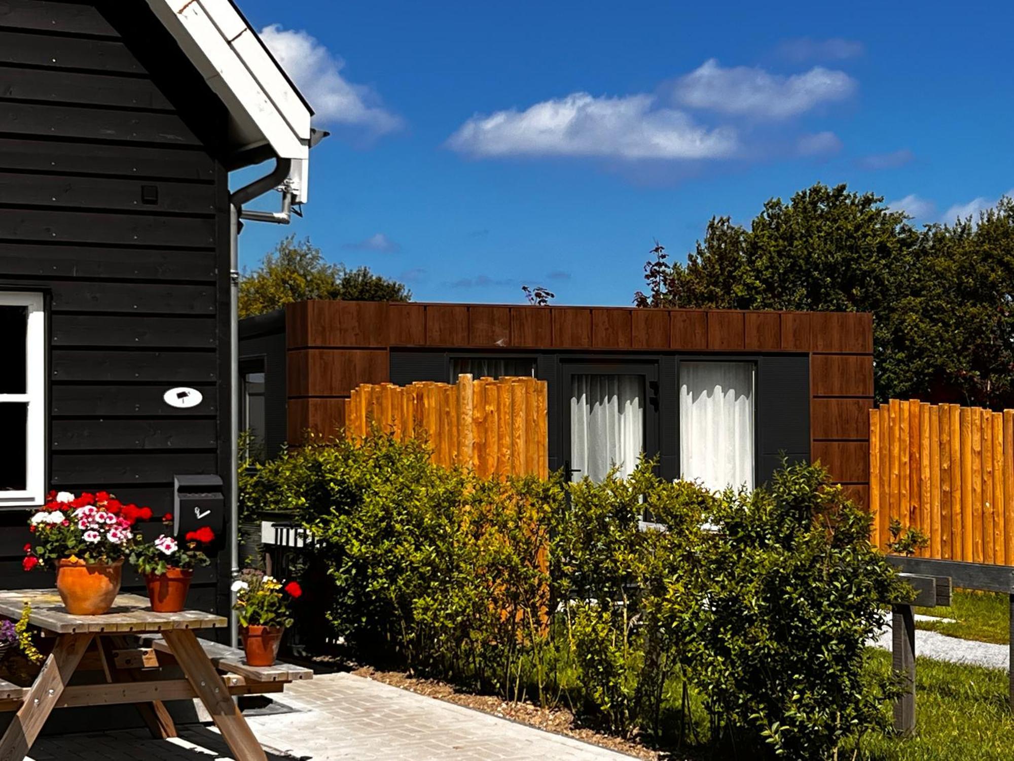 B&B Prive Tiny House Bij Zee Stellendam Exterior photo